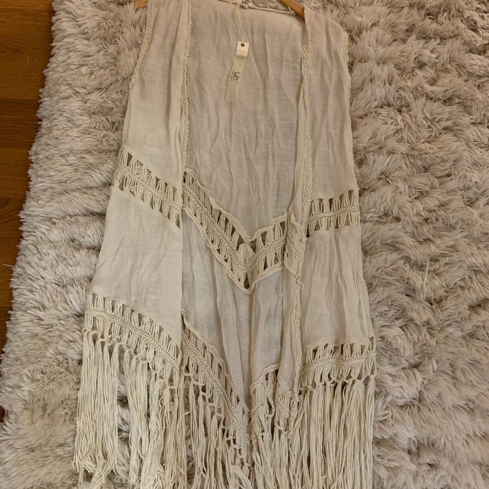 Beachy cardigan overthrow
